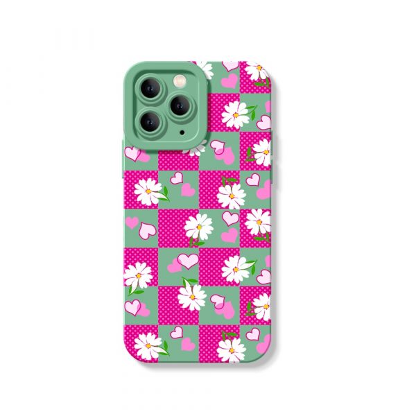 Blooming Hearts Checkerboard: Silicone Case for Apple iPhone Series