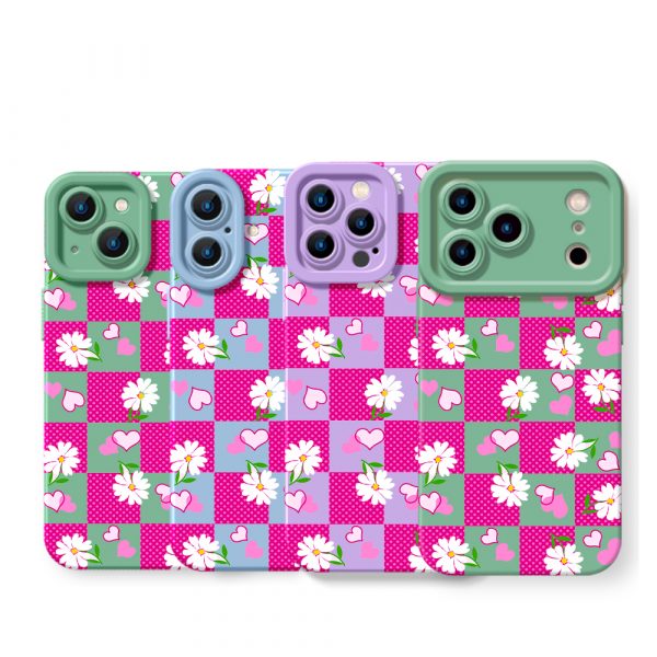Blooming Hearts Checkerboard: Silicone Case for Apple iPhone Series